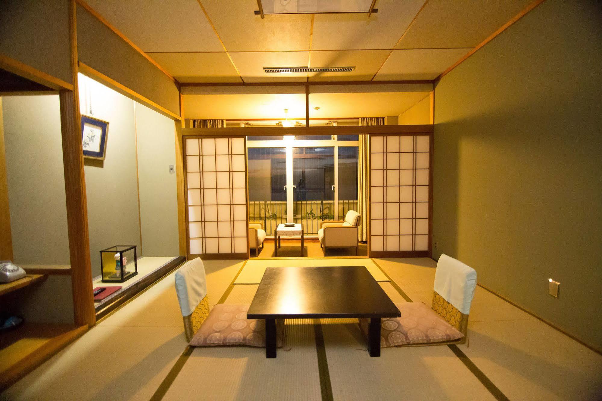 Wakayama Kada Onsen Kada Kaigetsu Hotel Exterior foto